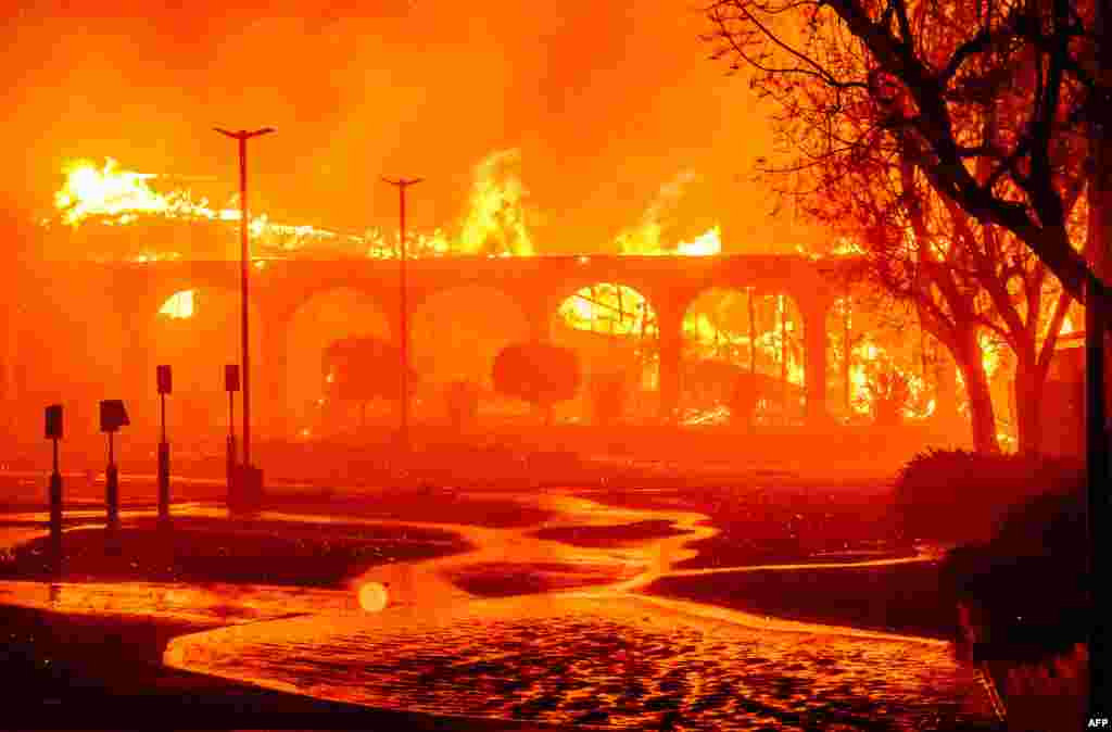 The Pasadena Jewish Temple &amp; Center burns during the Eaton fire in Pasadena, California, Jan. 7, 2025.
