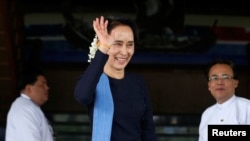 រ៉ុក្កែត Atlas V នៃក្រុមហ៊ុន United Launch Alliance ដឹក​យានយន្ត​សម្រាប់​ធ្វើដំណើរ​លើ​ភព​ព្រះ​អង្គារ ក្នុង​ឆ្នាំ​​២០២០ កំពុង​ហោះ​ចេញ​ពី​បរិវេណ​បាញ់​បង្ហោះ​ នៅ​ស្ថានីយ៍​&nbsp;Cape Canaveral Air Force នៅ​រដ្ឋ​ Florida សហរដ្ឋ​អាមេរិក។