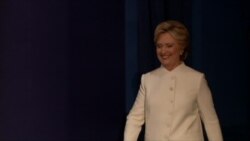 No handshake at start of final presidential debate