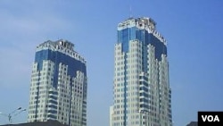 Tak hanya di Jl. RE Martadinata, beberapa ruas jalan di MH Thamrin ini juga sempat ambles beberapa waktu lalu.