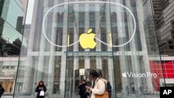 美国纽约第五大道的苹果专卖店 （2024年3月22日）