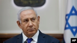 Perdana Menteri Israel Benjamin Netanyahu dalam acara rapat kabinet di Yerusalem. 