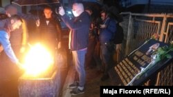 Obeležavanje hiljadu dana od ubistva Olivera Ivanovića (Foto: RFE/RL/Maja Fićović)