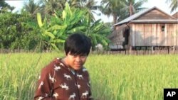 ចំប៉ី​ជា​កុមារី​ខ្មែរ​ម្នាក់​ដែល​ត្រូវ​បាន​គេ​ធ្វើ​បាប​ពេល​ទៅ​ធ្វើ​ការ​ជា​អ្នក​បម្រើ​ក្នុង​ផ្ទះ​ក្នុង​ប្រទេស​ម៉ាឡេស៊ី។