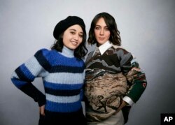 زهرا امیرابراهیمی و نورا نیاسری