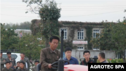 이탈리아 비정부기구(NGO) ‘아그로텍 SPA (AGROTEC SPA)’가 대북 농업지원 활동을 소개하며 웹사이트에 게재한 사진. 사진 제공: AGROTEC SPA.