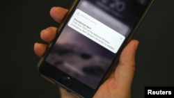 Test poruka sa predsjedničkim upozorenjem na mobilnom telefonu u New Yorku, 3. oktobra 2018. 