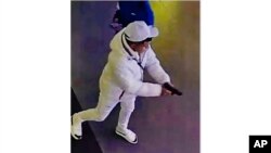 2월 8일 미국 뉴욕시 맨해튼의 타임스스퀘어에서 관광객을 다치게 한 총격 사건으로 체포된 15세 소년 헤수스 알레한드로 리바스-피게로아 (자료그림)