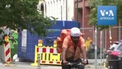 Un ancien ministre afghan devenu coursier à vélo en Allemagne