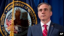 Menteri Urusan Veteran David Shulkin di kantor Departemen Urusan Veteran/VA di Washington, D.C., 27 April 2017. (Foto: dok).
