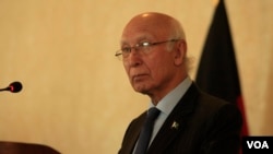 پاکستانی مشیر خارجہ سرتاج عزیز (فائل فوٹو)