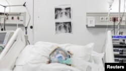 Pacijent u kovid bolnici u Batajnici