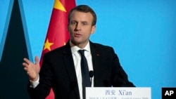 ប្រធានាធិបតី​បារាំង​លោក Emmanuel Macron ថ្លែង​សុន្ទរកថា​នៅ​វិមាន Daming Palace ក្នុង​ក្រុង Xi'an ខេត្ត Shaanxi ប្រទេស​ចិន កាលពី​ថ្ងៃទី៨ ខែមករា ឆ្នាំ២០១៨។