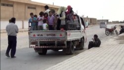 Syrians Flee IS Advance in Hasaka