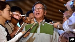 Gubernur Okinawa, Takeshi Onaga memberikan keterangan kepada media (foto: dok).