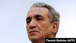 L'ancien ministre algérien des Télécommunications Moussa Benhamadi, le 4 novembre 2012. (Photo by Farouk Batiche / AFP)