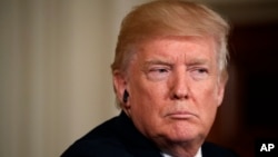 Presiden Donald Trump dan kabinetnya akan melakukan rapat mengenai badai Irma di Camp David hari Sabtu (9/9).