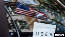 Sebuah kendaraan Uber terlihat di New York (foto: dok).
