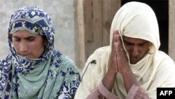 Pokistonda jinsiy zo'ravonlikka uchragan, ammo adolat izlab qayga borishini bilmay yurgan ayollar