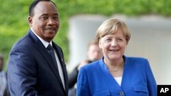 Shugaban Nijar Issoufou Mahamadou da Shugabar Jamus Angela Merkel