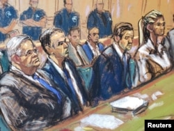 باب منندز در دادگاه