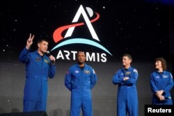 3일 미 항공우주국(NASA)이 달 탐사 프로그램에 투입될 승무원 4명을 발표했다. 왼쪽부터 제러미 한센, 빅터 글로버, 리드 와이즈먼, 크리스티나 코크.