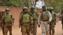 Inhumation à Gao des 30 soldats tués à Tabankor