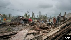 Puing-puing berserakan akibat hangman topan Pam di Vanuatu, 15 Maret 2015 (Foto: AFP PHOTO / UNICEF Pacific). 