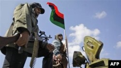 Neftga boy shaharlar uchun kurash ketayapti