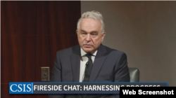 커트 캠벨 국무부 부장관이 22일 미국 전략국제문제연구소(CSIS) 대담 행사에서 발언하고 있다. 출처 = CSIS 웹사이트 캡처.