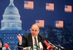 마셜 빌링슬리 미 군축담당 특사가 지난 6월 오스트리아 빈에서 러시아와의 회담을 마친 후 기자회견을 했다.