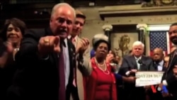 AQSh: Qurol bahsidan xunob qonunchilar isyoni