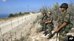Tentara Lebanon menjaga daerah perbatasan dengan Israel. (Foto: Dok)