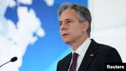 美国国务卿布林肯2023年6月15日在国务院《2023年人口贩运问题报告》发布会上发表讲话。