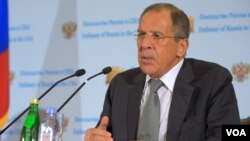 Menlu Rusia Sergei Lavrov mengimbau negara-negara barat agar tidak mengambil tindakan militer terhadap Suriah (foto: dok). 