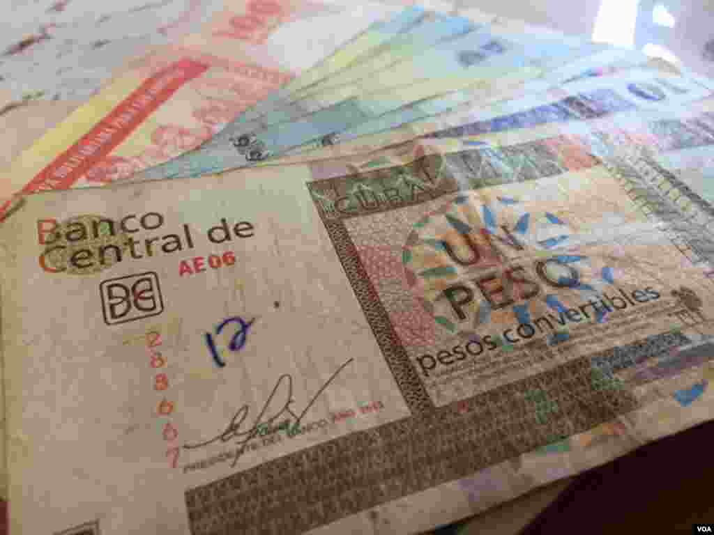 CUC, the money foreigners receive when they exchange U.S. dollars, Aug. 13, 2015. $1 gets you around .83 CUC. (Celia Mendoza/VOA)