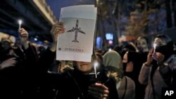 تجمع همدلی با خانواده‌های پرواز پی‌اس ۷۵۲ - آرشیو