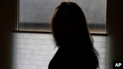 Fotografija bivše analitičarke FBI, koja je sebe identifikovala kao Beki, 9. decembar 2020. godine, (Foto:AP/David Zalubowski)