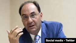 آلخاندرو ویدال کوادراس، بنیانگذار حزب «وُکس» اسپانیا