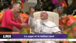 Le pape François impressionne comme tourneur de ballon