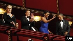 Trong số những người được vinh danh năm nay, có nghệ sĩ cello Yo-Yo Ma, nữ diễn viên Meryl Streep, ca sĩ Neil Diamond, nghệ sĩ nhạc jazz hàng đầu Sonny Rollins, và ca sĩ sân khấu Broadway Barbara Cook