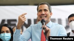 Pemimpin oposisi Venezuela, Juan Guaido dalam konferensi pers di Caracas. (Foto: dok).