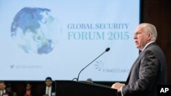 Direktur CIA John Brennan pada Forum Keamanan Global 2015, di Center for Strategic and International Studies (CSIS), Washington, 16 November 2015.