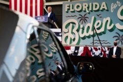 미국 민주당 대선후보인 조 바이든 전 부통령이 지난 13일 플로리다주 미라마에서 드라이브인 선거유세를 했다.