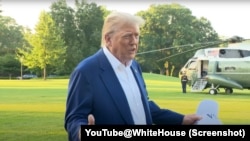 2025年6月24日，特朗普总统在离开白宫前往荷兰参加北约峰会前与媒体见面。