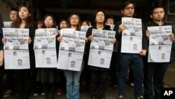 Mwanamke akipiga kura katika uchaguzi mkuu wa Ethopia mjini Addis Ababa, May 24, 2015.