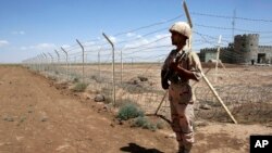 د ایران او پاکستان ترمنځ‌ د سرحد یوه برخه