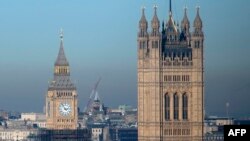 Menara Elizabeth (dikenal publik sebagai Big Ben), di Istana Westminster, London, 13 Januari 2022. (Justin TALLIS / AFP)