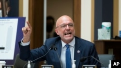 تد دویچ، مدیرعامل «کمیته یهودیان آمریکایی»