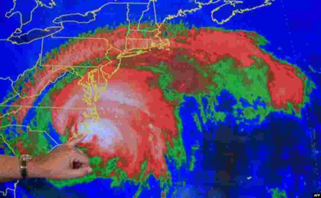 Amerika sharqi kuchli to'fon bilan olishdi